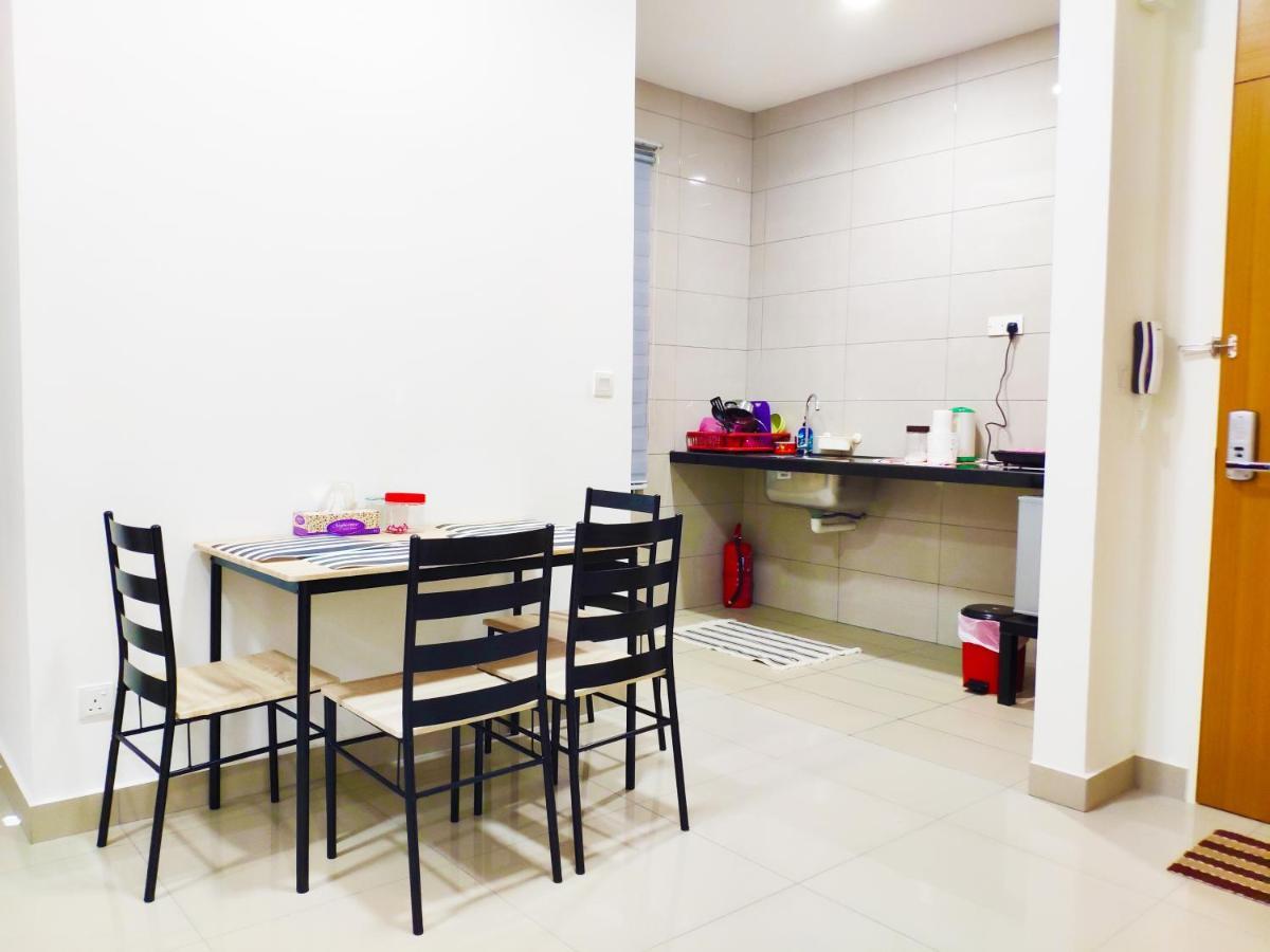 פוטראג'איה Netflix# Conezion Ioi Resort City By Salaam Suites מראה חיצוני תמונה