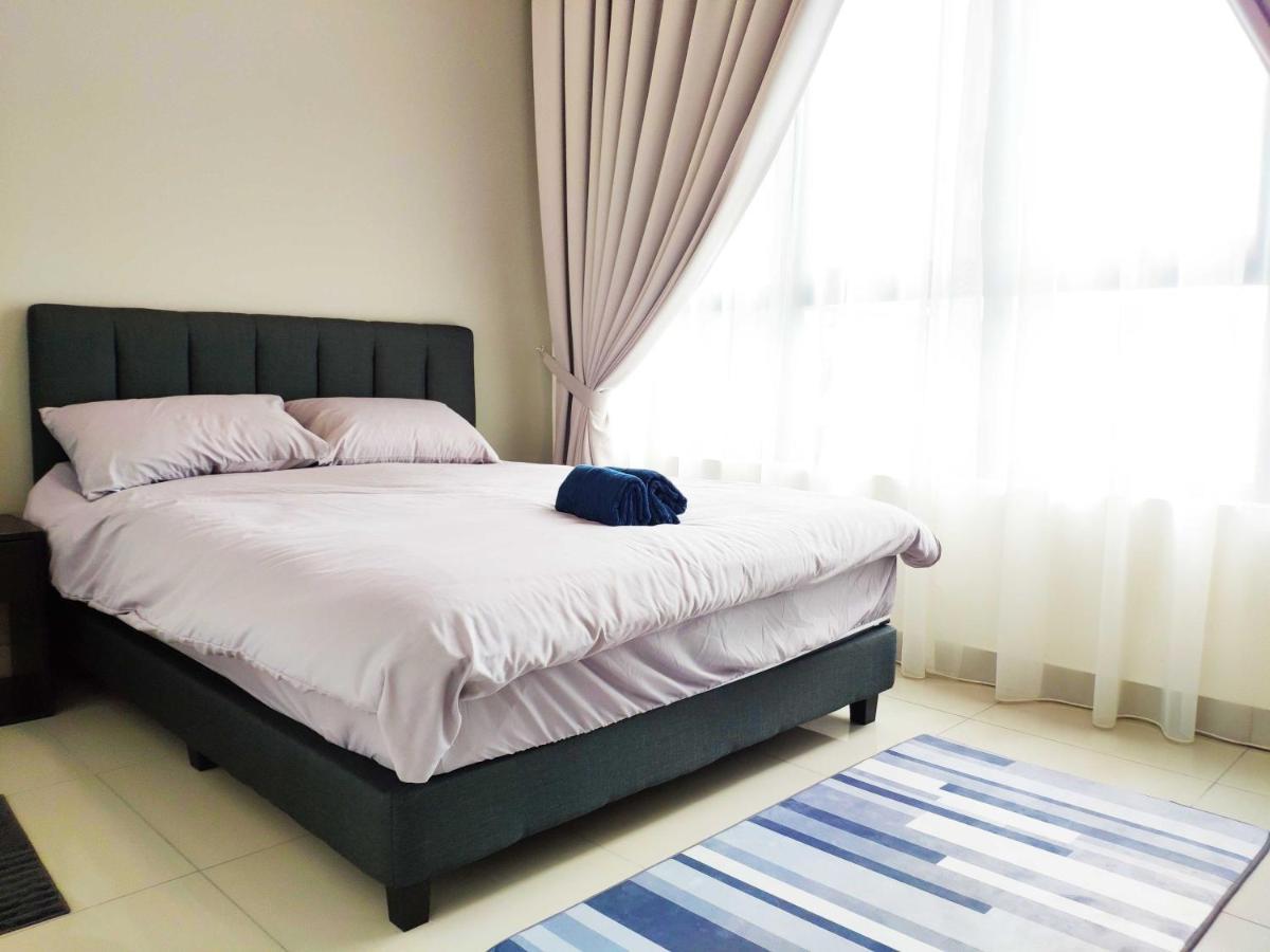 פוטראג'איה Netflix# Conezion Ioi Resort City By Salaam Suites מראה חיצוני תמונה
