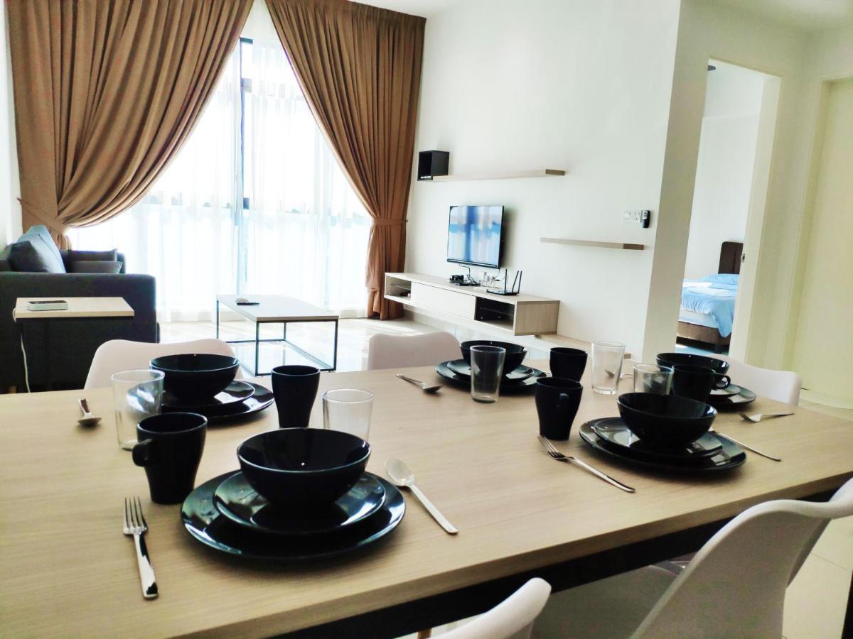 פוטראג'איה Netflix# Conezion Ioi Resort City By Salaam Suites מראה חיצוני תמונה
