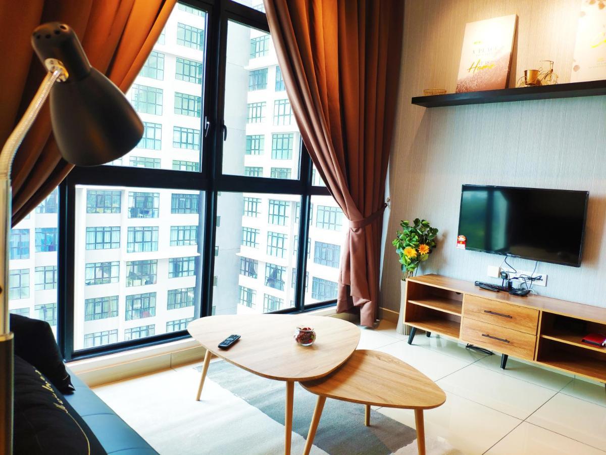 פוטראג'איה Netflix# Conezion Ioi Resort City By Salaam Suites מראה חיצוני תמונה